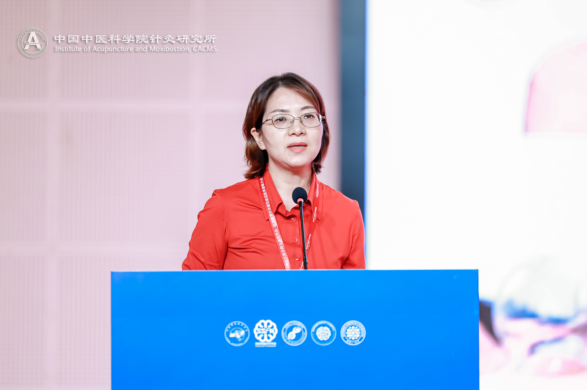 高昕妍.jpg